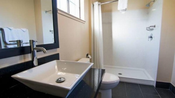 Regency Inn image 28