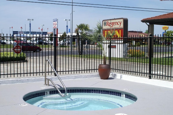 Regency Inn image 4